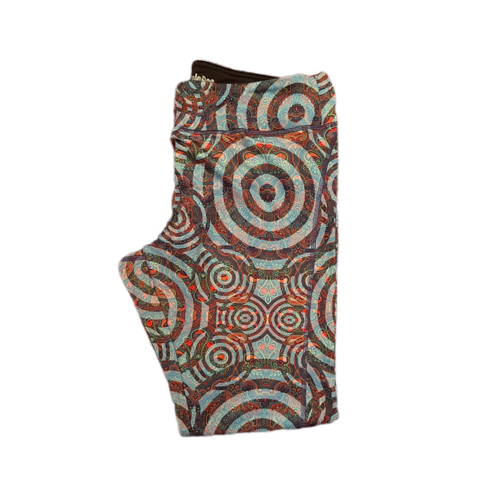 LuLaRoe Jade Athletic Capri Length Leggings 2XL